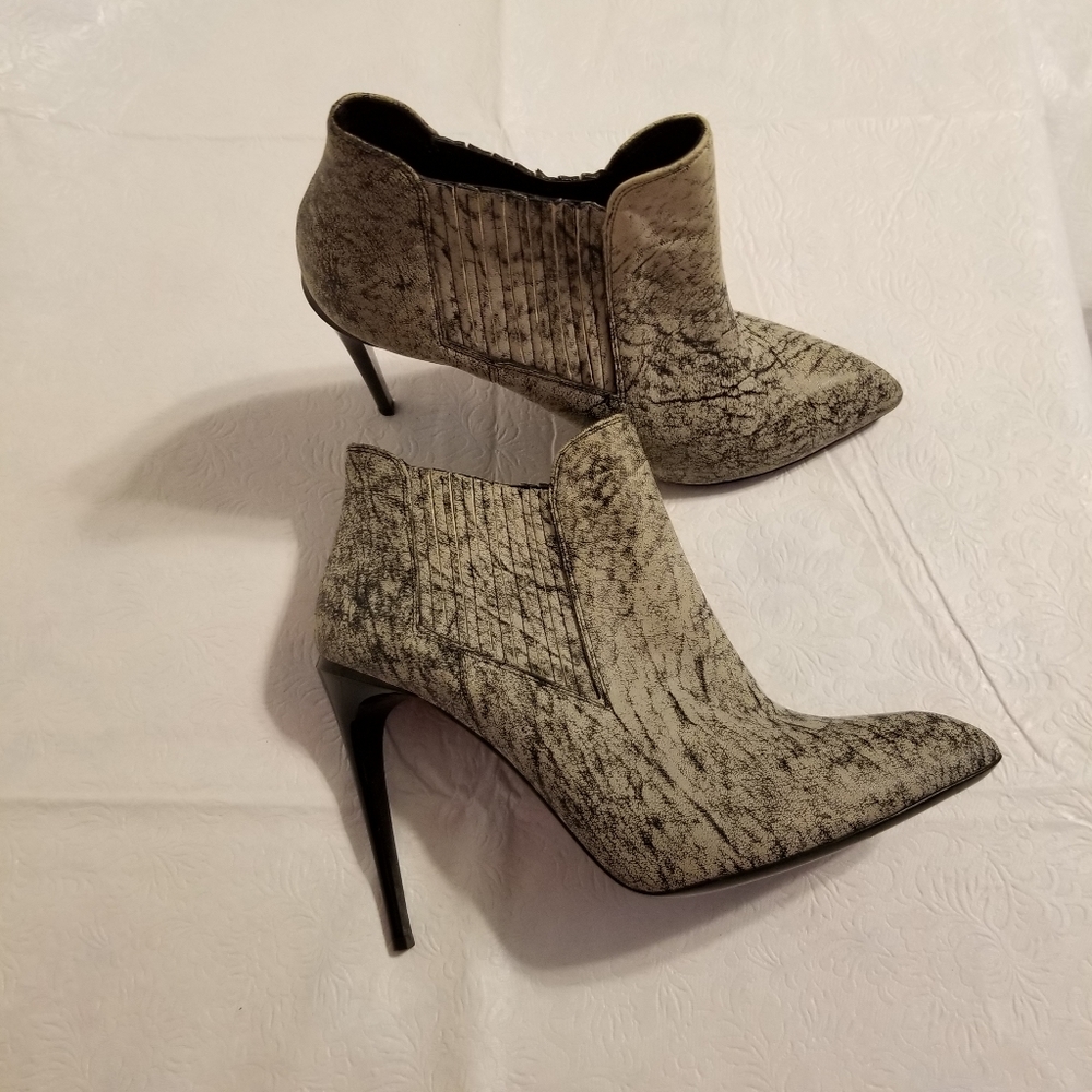 Kurt Geiger London Printed Pointy Toe Heeled Boot